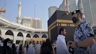 "الحاج في أعيننا".. السعودية تعتمد خططا أمنية مشددة لتأمين المشاعر المقدسة