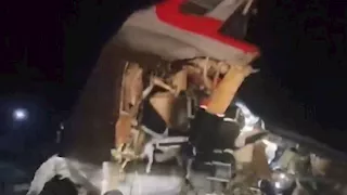 روسيا: الجسر المنهار لحظة مرور قطار الركاب تعرض لتفجير