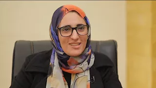 "مبروك عرفت تبقى تريند".. سارة وفيق تهاجم طارق الشناوي بعد انتقاده لفيلم "ريستارت"