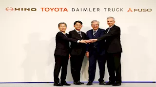 دايملر وتويوتا تتحالفان لمواجهة تحديات التحول التكنولوجي