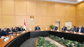 وزير الإسكان يتابع موقف مشروعات حياة كريمة على مستوى الجمهورية