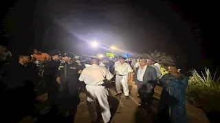 توجيهات عاجلة من محافظ أسيوط بشأن حادث سقوط تروسيكل بنهر النيل- صور 