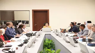 نائبة وزير الصحة تعقد اجتماعًا لمتابعة الخطة العاجلة للسكان والتنمية