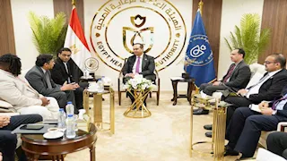 "السبكي" يبحث مع "روش" إنشاء مركز لاستخدام قواعد البيانات الصحية والذكاء الاصطناعي