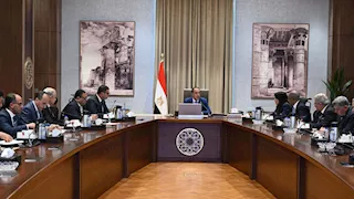 مدبولي يتابع التوسع في مشروعات تحلية مياه البحر وتوطين صناعتها
