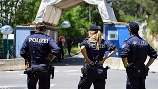 تهديد بوجود قنبلة بجامعة في فيينا يؤدي لعملية كبيرة للشرطة