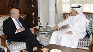 وزير الخارجية القطري يبحث مع نظيره الفرنسي الأوضاع بغزة