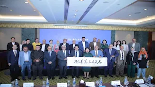 مثقفون يشيدون بحركة الترجمة بين مصر والصين