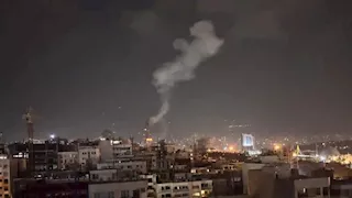 إسرائيل: 5 إصابات في حيفا بسبب الصواريخ الإيرانية