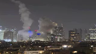  خدمات الطوارئ الإسرائيلية: مبان عدة تضررت ونحاول إنقاذ العالقين تحت الأنقاض