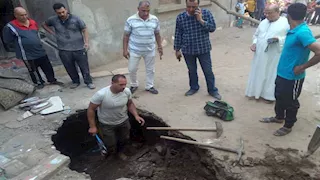 هبوط أرضي مفاجئ بقرية زوير بالمنوفية (صور)