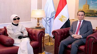 المسلماني يستقبل ابنة نجيب محفوظ 