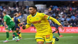 “اشتغلت ببلاش".. نجم الزمالك السابق يثير الجدل بشأن انتقال مصطفى محمد للأهلي