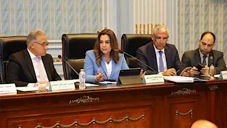 وزيرة التنمية المحلية تستعرض جهود تنفيذ المنظومة المتكاملة لإدارة المخلفات الصلبة