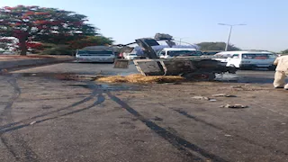 انقلاب شاحنة محملة بمولدات كهرباء على "زراعي القليوبية" (صور)