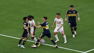 "لقاء البطاقات الحمراء".. التعادل يحسم نتيجة مباراة بنفيكا وبوكا جونيورز في كأس العالم للأندية