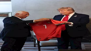 سر إرسال كريستيانو رونالدو قميصه إلى دونالد ترامب
