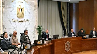 من المنزل وبـ1500  جنيه في الساعة.. حقيقة إعلان على "فيسبوك" منسوب لوزارة العمل 