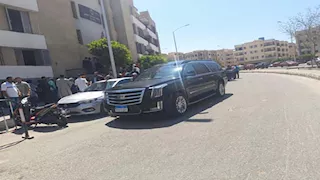 بسيارة سوداء.. وصول محمد رمضان إلى محكمة الطفل لنظر قضية نجله