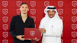 فاوضه الزمالك.. الدحيل القطري يعلن تعاقده مع عادل بولبينة رسميًا