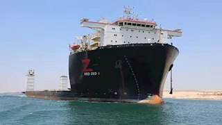 إيرادات قناة السويس تهبط 54.1% في أول 9 أشهر من 2024-2025