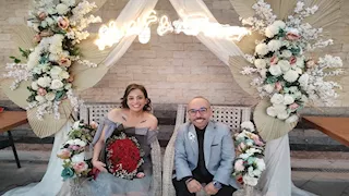 بالصور- خطوبة مينا أبو الدهب نجم "ولاد الشمس"