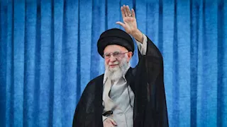 تهديدات بالاغتيال ومحادثات سرية.. سيناريوهات متوقعة حول من يخلف خامنئي