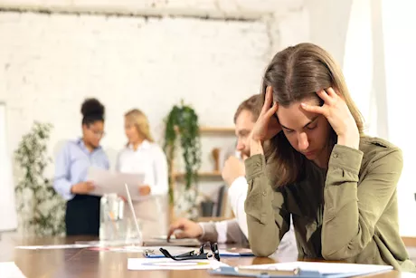 حافظ على حياة صحية.. 11 نصيحة لإدارة القلق ودعم ضغط الدم المنتظم 