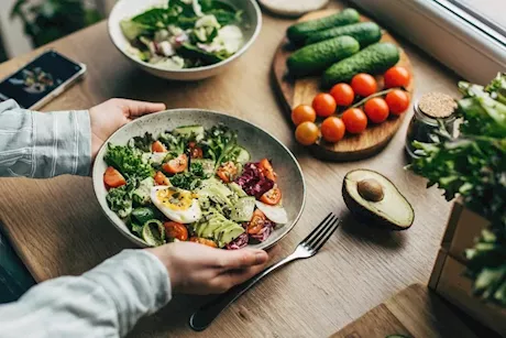 تناول هذه الأطعمة- تخلصك من الألم والالتهابات