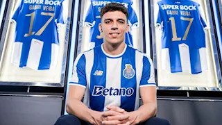 "يصعب التغلب عليه".. لاعب بورتو يتغنى بالأهلي قبل مواجهة كأس العالم