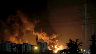 ما هي ردود فعل الدول العربية على الهجمات الأمريكية التي استهدفت منشآت نووية إيرانية؟