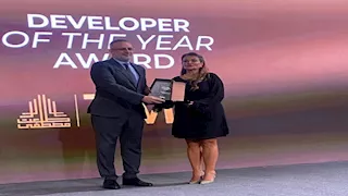 "طلعت مصطفى" تتصدر قائمة أقوى 100 شركة في مصر.. وتحصد جائزة المطور العقاري الأول لعام 2025