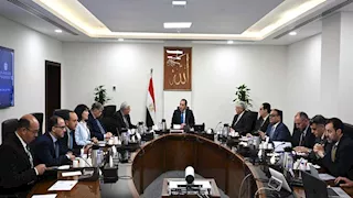 رئيس الوزراء يستعرض تعاون "أكسفورد" و500500 في علاج السرطان