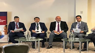 رئيس جامعة بنها يشارك في حوار التعليم العالي العابر للحدود بالمملكة المتحدة