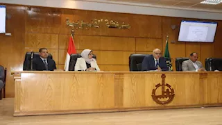 محافظ القليوبية يناقش خطة ترشيد الكهرباء وتطوير الخدمات للمواطنين