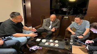 عقب وصوله إلى الصين.. وزير الكهرباء يبحث إنشاء مصنع لبطاريات تخزين الطاقة