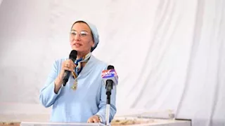 سر استقالة وزيرة البيئة.. وما منصبها الجديد؟