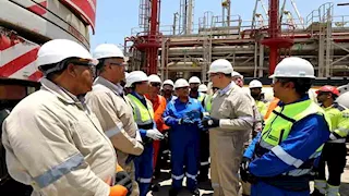 وزير البترول يتفقد تجهيزات ميناء سونكر لاستقبال سفينة "Energos Power"