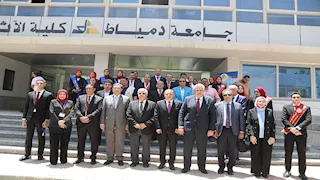 افتتاح مشروعات تعليمية وصحية بجامعة دمياط بحضور المحافظ 