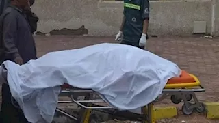 اللي يلاقي أمي يبلغني.. شاب يقتل والدته ويدفنها في أرض زراعية بالمنيا