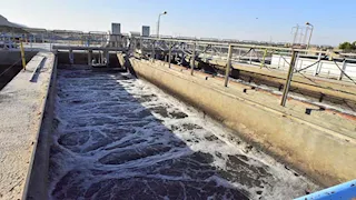محافظ أسيوط يتفقد محطة معالجة الصرف الصحي بالمشايعة - صور 
