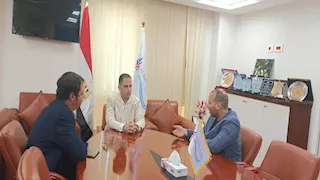 نائب وزير الصحة يتفقد مستشفى العلمين ويُشيد بانتظام الفرق الطبية