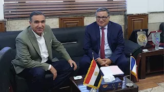 رئيس "الخدمات البيطرية" يبحث مع المستشار الزراعي الفرنسي سبل تعزيز التعاون