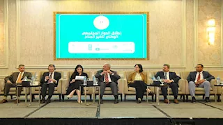 "البيئة" تناقش تعزيز قدرة التكيف مع تغير المناخ في المجالات الرائدة بمصر