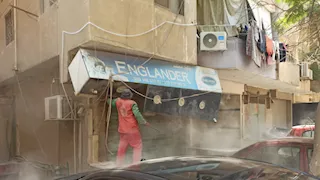 غلق وتشميع عدد من المحال غير المرخصة وإزالة إشغالات بالمعادي