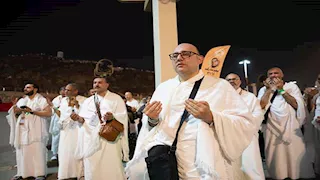 وزيرة التضامن توجه بتوفير كافة الخدمات لحجاج الجمعيات الأهلية