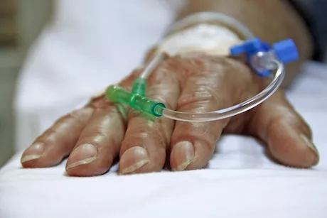 محلول الحديد يسبب التسمم- هل هذا صحيح؟ "فيديوجرافيك"