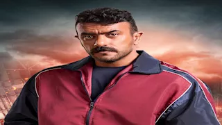 أحمد العوضي يحتفل بذبح أضحية العيد في عين شمس والجمهور يلتف حوله (فيديو)
