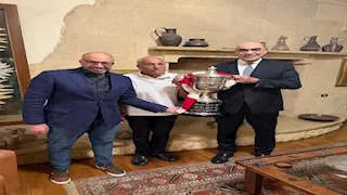احتفالات الزمالك بالكأس تنتقل إلى منزل حسين لبيب