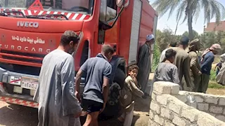 نفوق بعض المواشي.. السيطرة على حريق في 4 أحواش بسوهاج